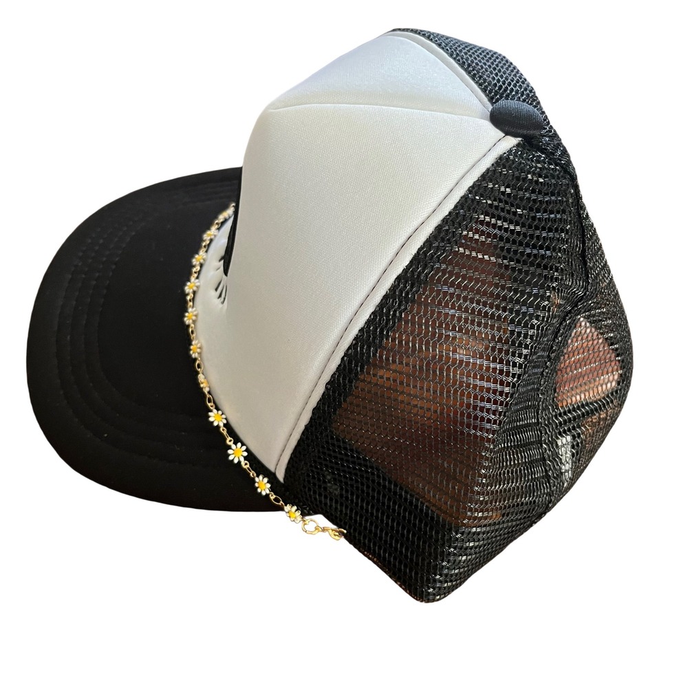 C.C. Smiley Face Trucker Hat Women‎ OS Black White NEW Daisy Chain Take It Easy - Picture 2 of 7